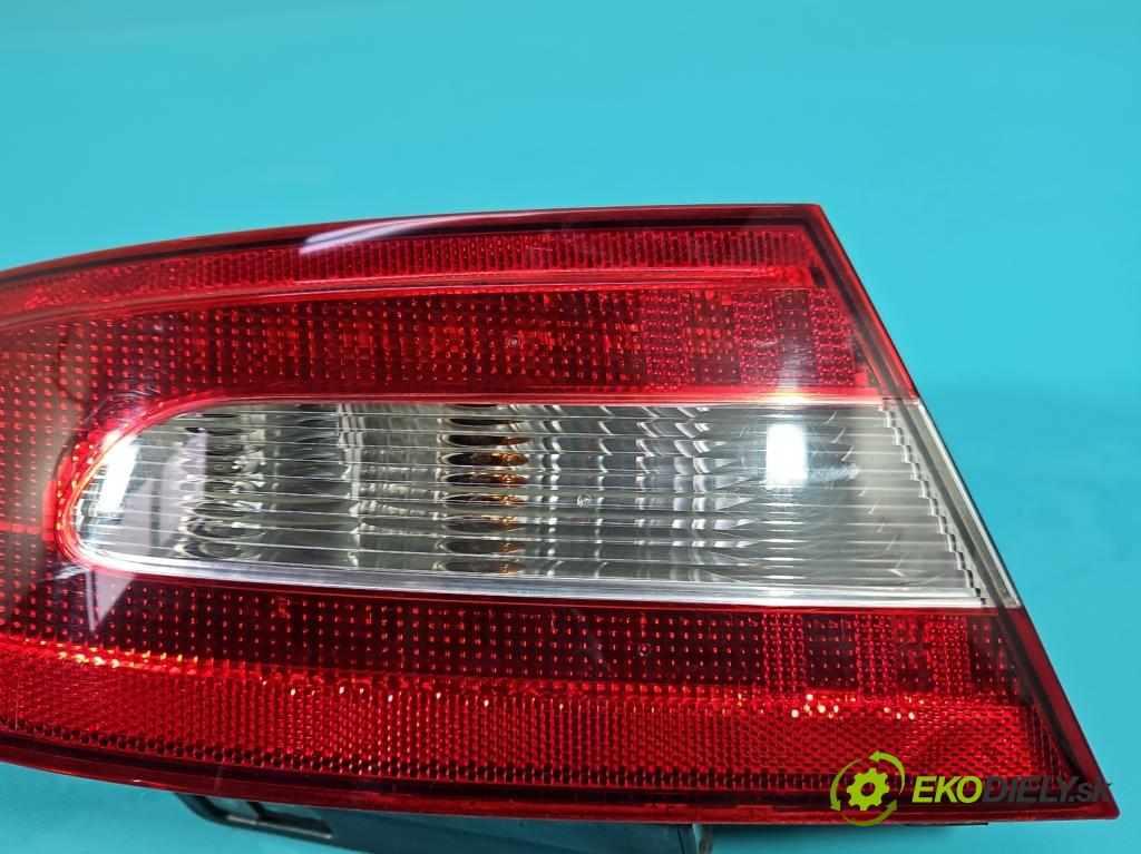 Jaguar XF I X250 2007-2015 5.0 V8 automatic 283 kW 5000 cm3 4- svetlo / reflektor zadné ľavé 8X23-13405-BD (Kľučka dverí ostatné)