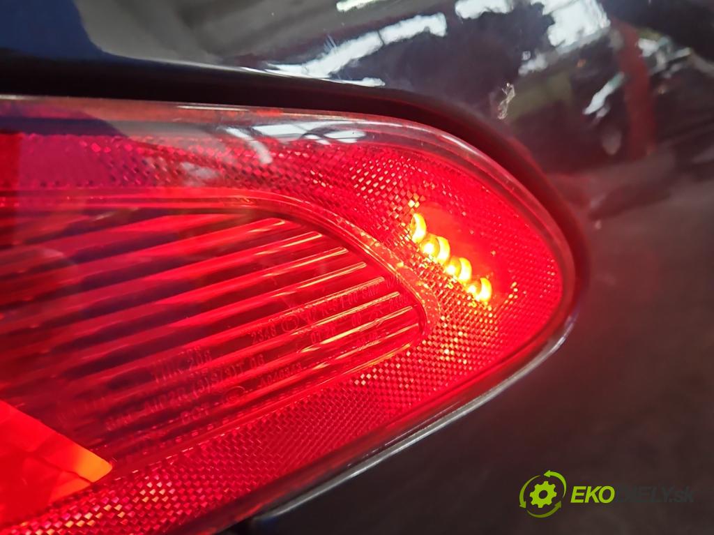 Jaguar XF I X250 2007-2015 5.0 V8 automatic 283 kW 5000 cm3 4- světlo zadní pravé R8X2313404BD (Klika dveří ostatní)