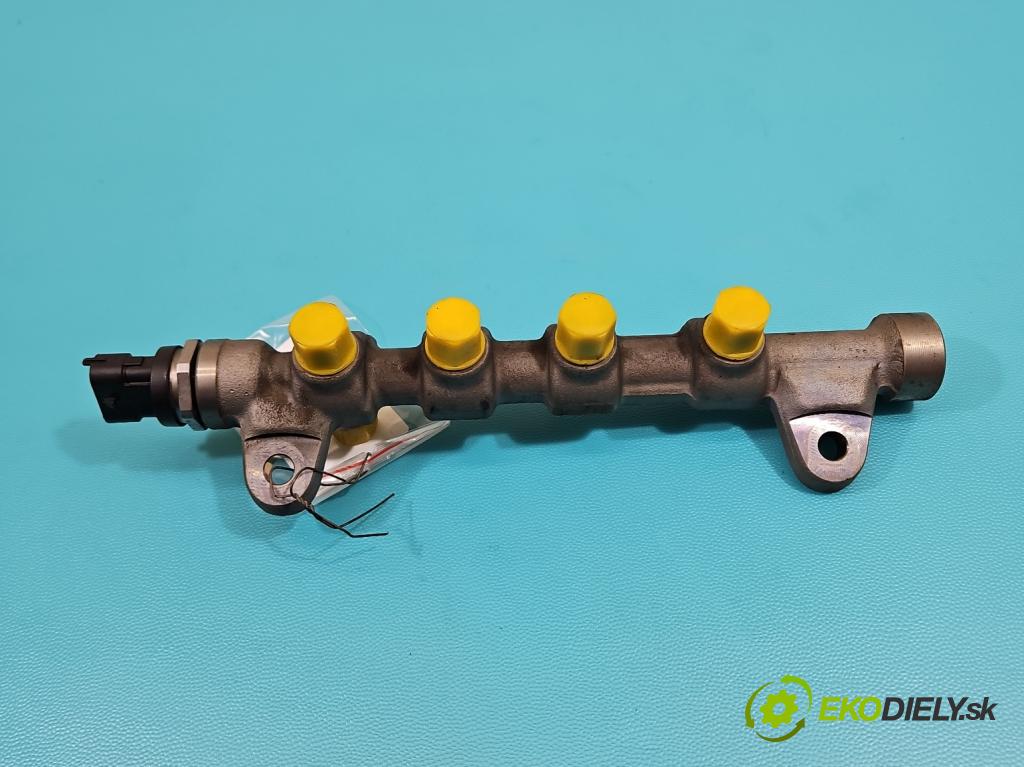 Opel Astra IV 2009-2015 2.0 cdti 165 HP automatic 121 kW 1956 cm3 5- lišta vstrekovacia 0445214221 (Vstrekovacia lišta)