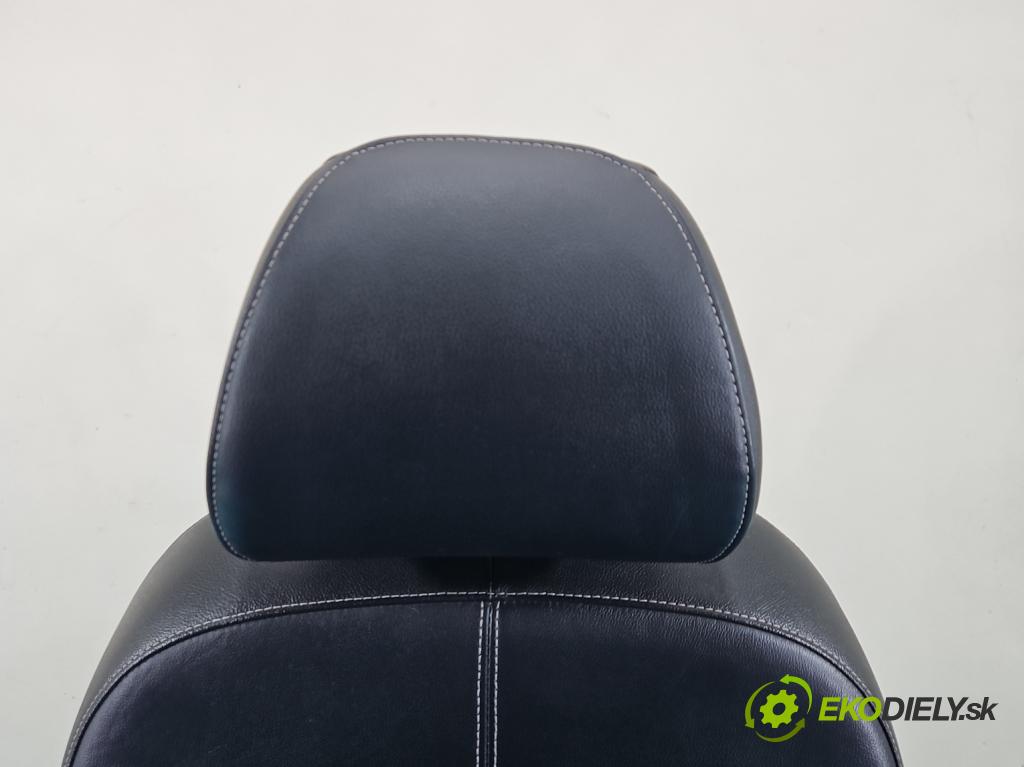 Kia Niro I 2016-2022 1.6 GDI 105 HP automatic 77,2 kW 1580 cm3 5- Sedačka pravý  (Sedadlo)