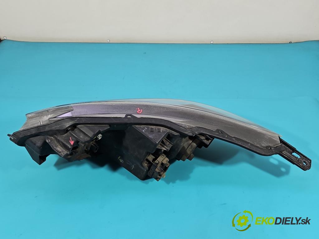 Honda HR-V II 2013-2021 1.5 16V 131 HP manual 96 kW 1498 cm3 5- Reflektor: pravý  (Svetlo predné pravé)