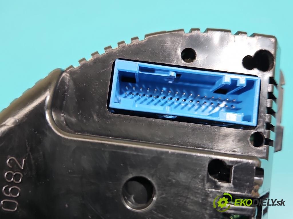 Audi A4 B7 2004-2008 2.0 tdi 140 HP automatic 103 kW 1968 cm3 5- prístrojovka/ budíky 0263626211 (Prístrojová doska)