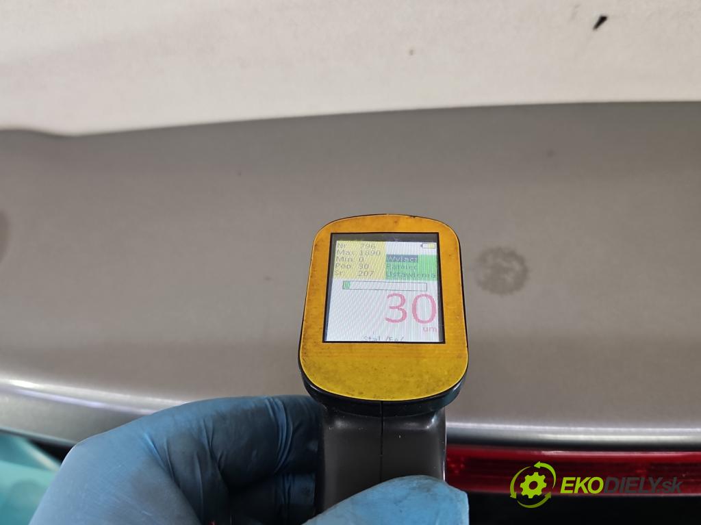 Suzuki Splash 1.2 16V 86 hp manual 63 kW 1242 cm3 5- zadní kufrové dveře  (Zadní kapota (kufr))