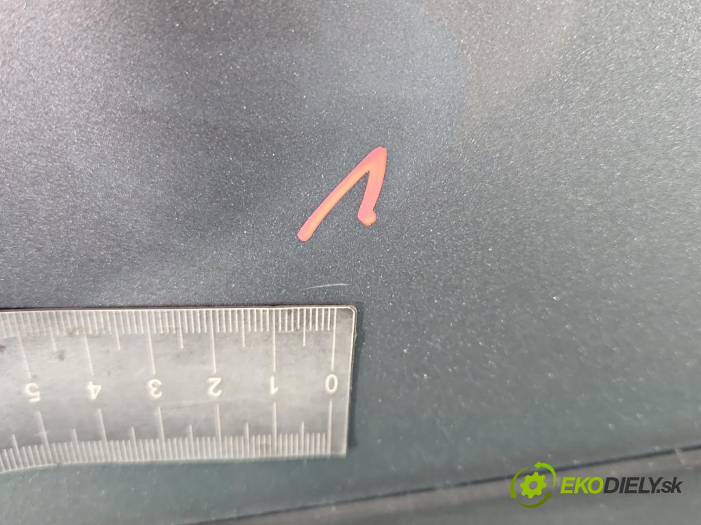 Suzuki Splash 1.2 16V 86 hp manual 63 kW 1242 cm3 5- dveře zadní levé  (Klika dveří ostatní)