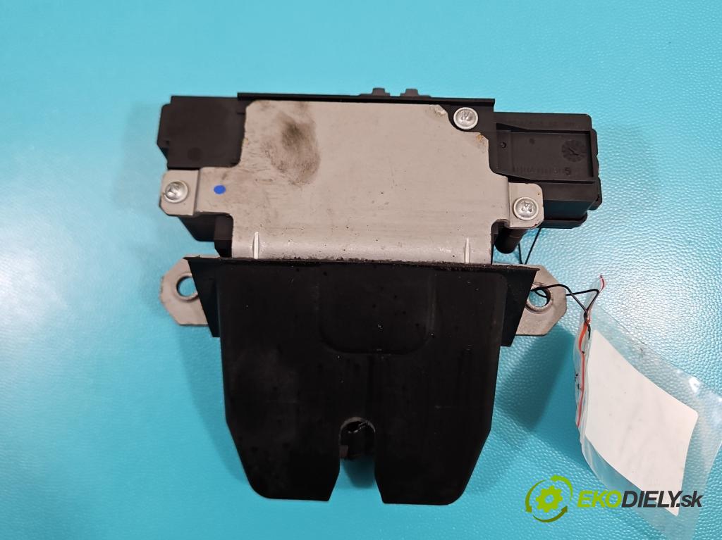 Ford Focus Mk2 2004-2011 1.6 tdci 90 hp manual 66 kW 1560 cm3 5- zámek kufrových dveří zadní 3M51-R442A66-CA