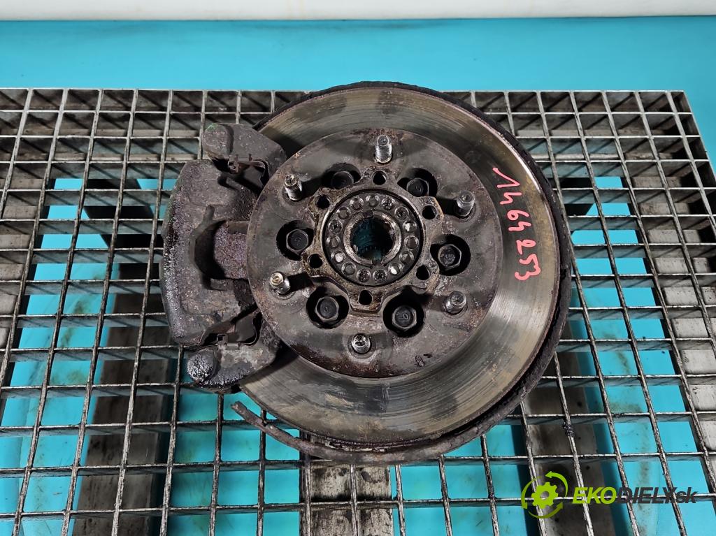 Opel Monterey 1992-1999 3.0 TD manual 117 kW 2999 cm3 5- náboj pravé  (Náboj kola)