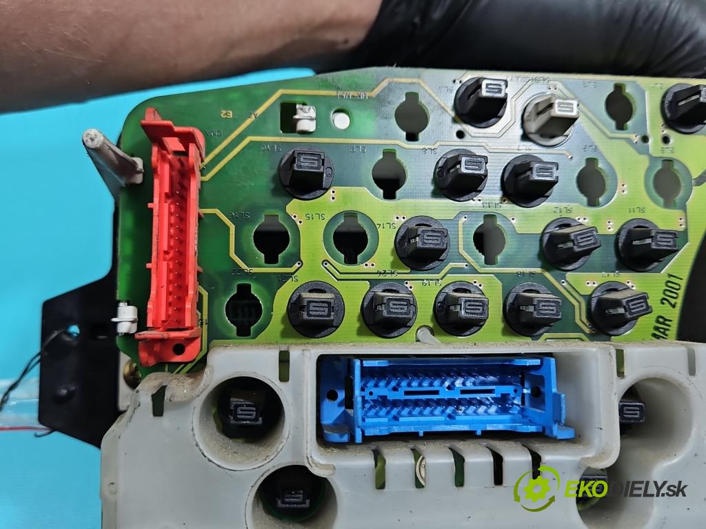 Renault Master II 1998-2010 2.2 dci 90 HP manual 66 kW 2188 cm3 5- prístrojovka/ budíky  (Prístrojová doska)