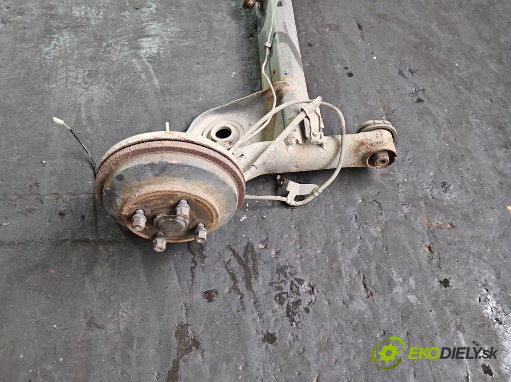 Suzuki Splash 1.2 16V 86 hp manual 63 kW 1242 cm3 5- zadní výztuha  (Výztuhy zadní)