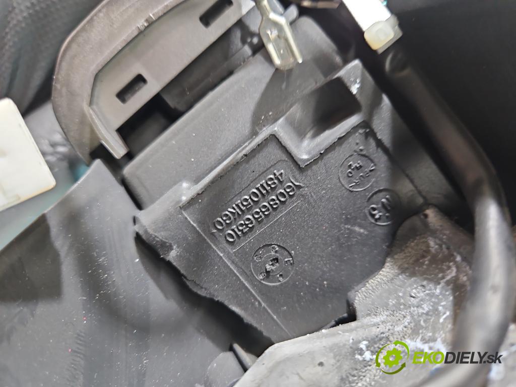 Suzuki Splash 1.2 16V 86 HP manual 63 kW 1242 cm3 5- volant  (Volant)