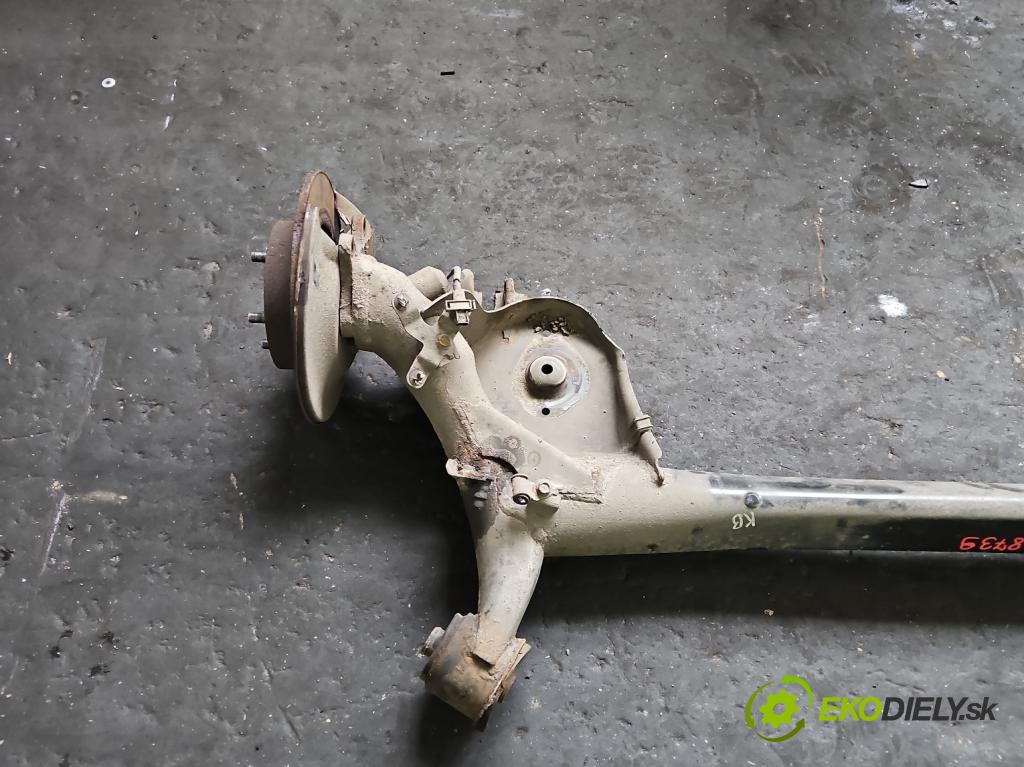 Honda HR-V II 2013-2021 1.5 16V 131 hp manual 96 kW 1498 cm3 5- zadní výztuha  (Výztuhy zadní)