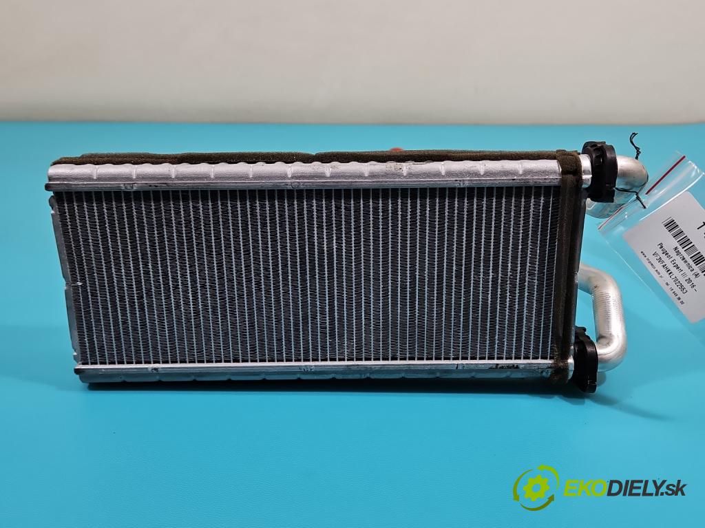 Peugeot Expert III 2016- 2.0 hdi 122 hp manual 90 kW 1997 cm3 5- radiátor  (Radiátory topení)