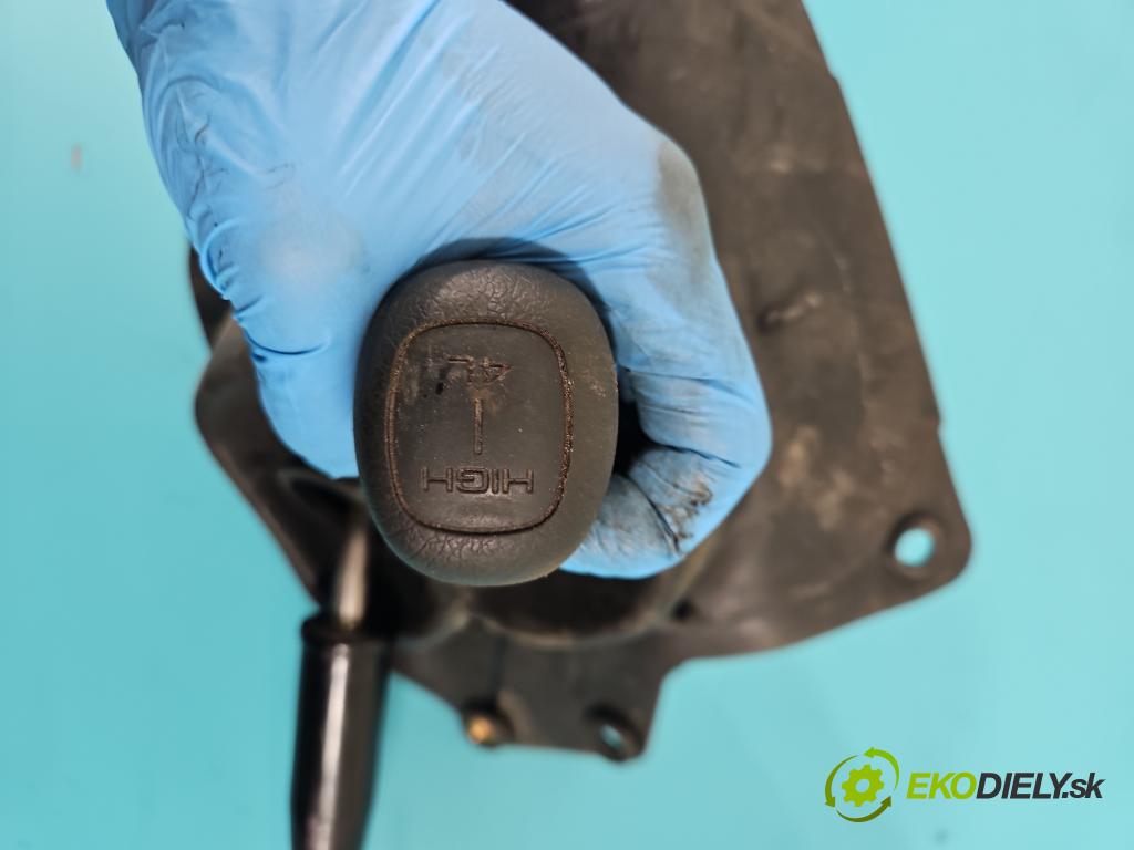 Opel Monterey 1992-1999 3.0 TD manual 117 kW 2999 cm3 5- Páka: Změny: stupeň,rýchlosť  (Rýchlostná páka (kulisa))