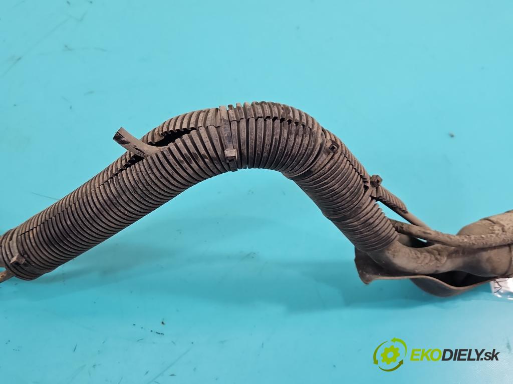 Ford Mustang V 2004-2014 3.7 V6 automatic 227 kW 3731 cm3 2- Infuze: paliva AR339034AH