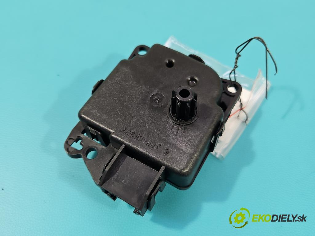 Lancia Thema II 2011-2014 3.0 CRD 239KM automatic 176 kW 2987 cm3 4- motorek topení M8679001