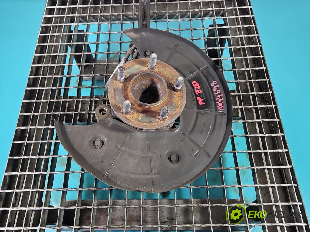 Lancia Thema II 2011-2014 3.0 CRD 239KM automatic 176 kW 2987 cm3 4- náboj pravé 05168402AC (Náboj kola)