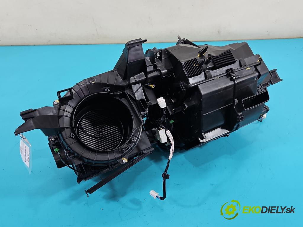 Honda HR-V II 2013-2021 1.5 16V 131 hp manual 96 kW 1498 cm3 5- radiátor 79020-T8K-G810-M1 (Radiátory topení)