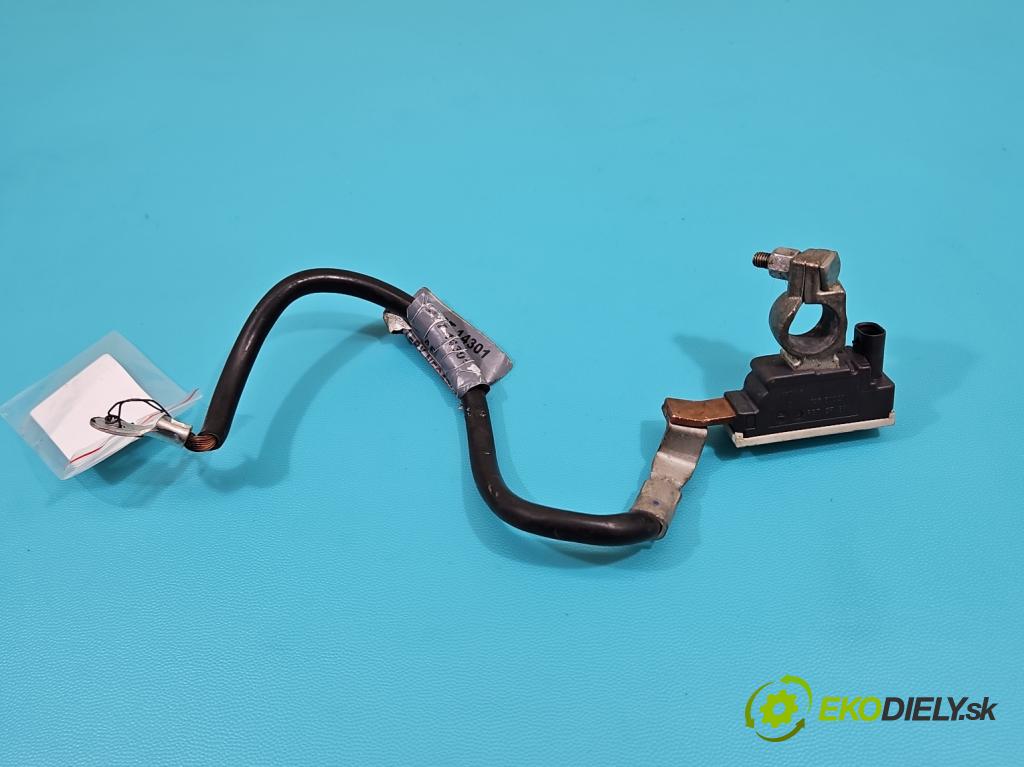 Jaguar XF I X250 2007-2015 5.0 V8 automatic 283 kW 5000 cm3 4- kontakt mínus: 8X2T-14301-AB