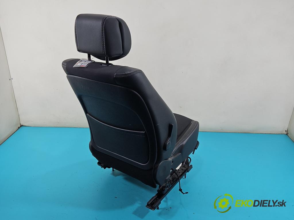 Renault Laguna III 2007-2015 2.0 dci 131 hp manual 96 kW 1995 cm3 5- Sedadlo levý  (Sedačky, sedadla)