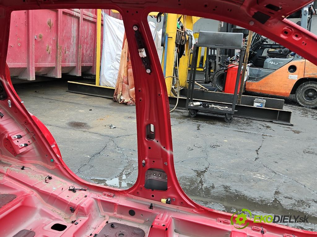 Kia Niro I 2016-2022 1.6 GDI 105 hp automatic 77,2 kW 1580 cm3 5- práh levý  (Karoserie ostatní)