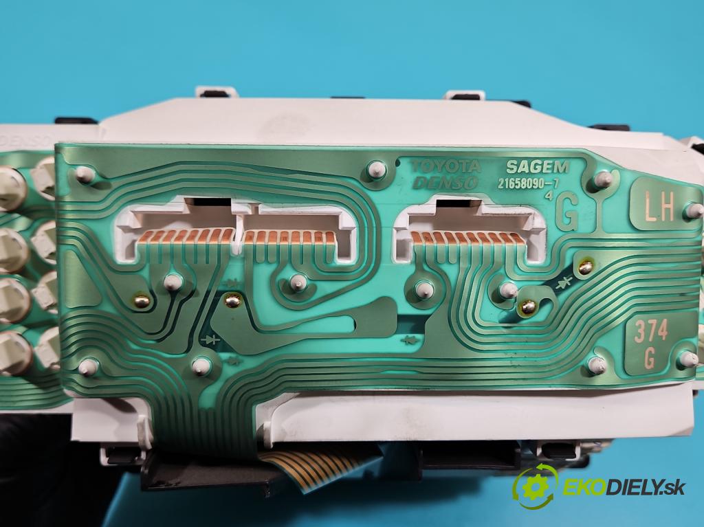 Toyota Yaris I 1999-2005 1.0 vvti 68 HP manual 50 kW 998 cm3 5- prístrojovka/ budíky 83800-0D010 (Prístrojová doska)