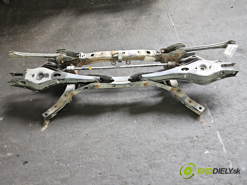 Kia Niro I 2016-2022 1.6 GDI 105 HP automatic 77.2 kW 1580 cm3 5- zadna výstuha  (Výstuha zadná)