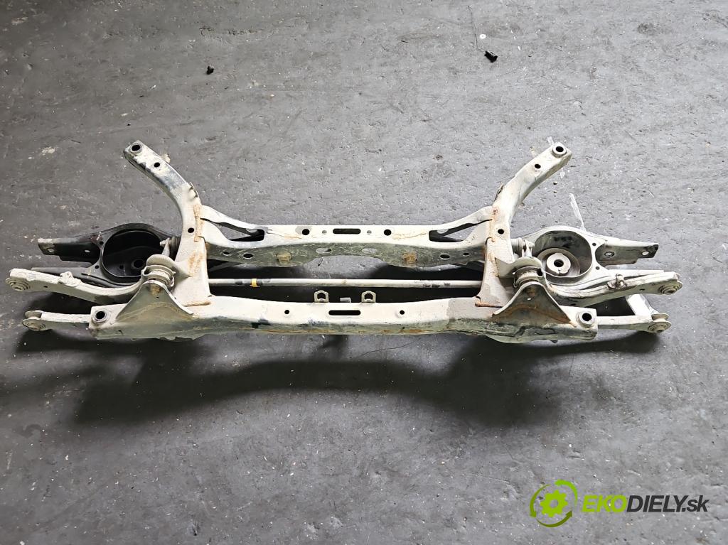 Kia Niro I 2016-2022 1.6 GDI 105 HP automatic 77.2 kW 1580 cm3 5- zadna výstuha  (Výstuha zadná)