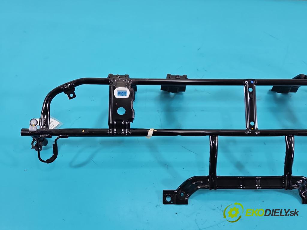 Kia Niro I 2016-2022 1.6 GDI 105 HP automatic 77.2 kW 1580 cm3 5- Rám: