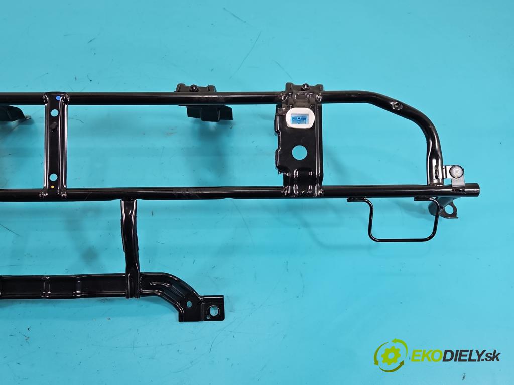 Kia Niro I 2016-2022 1.6 GDI 105 HP automatic 77.2 kW 1580 cm3 5- Rám: