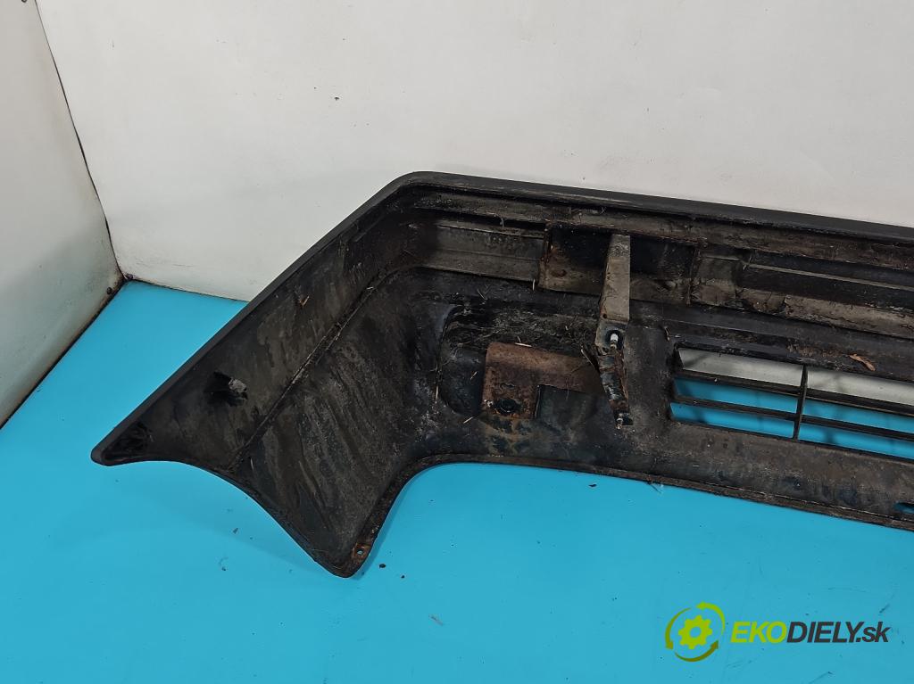 Polonez Caro / Atu 1.6 77 hp manual 57 kW 1598 cm3 4- nárazník přední  (Klika dveří ostatní)