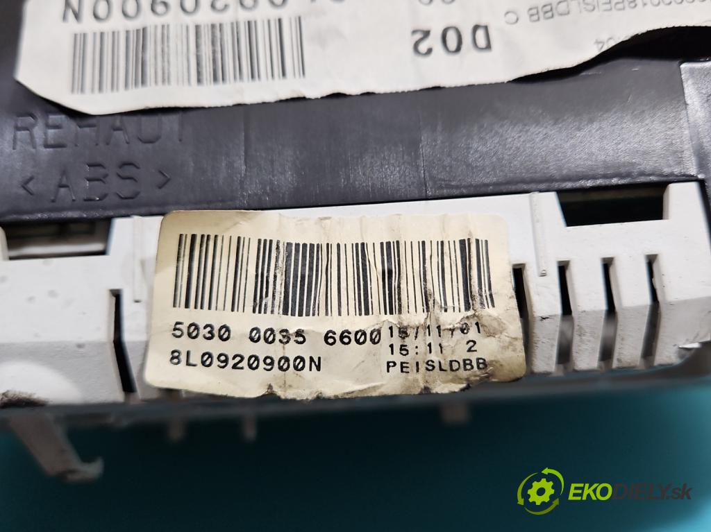 Audi A3 8L 1996-2003 1.6 SR 102 HP manual 75 kW 1595 cm3 3- prístrojovka/ budíky 8L0920900N (Prístrojová doska)