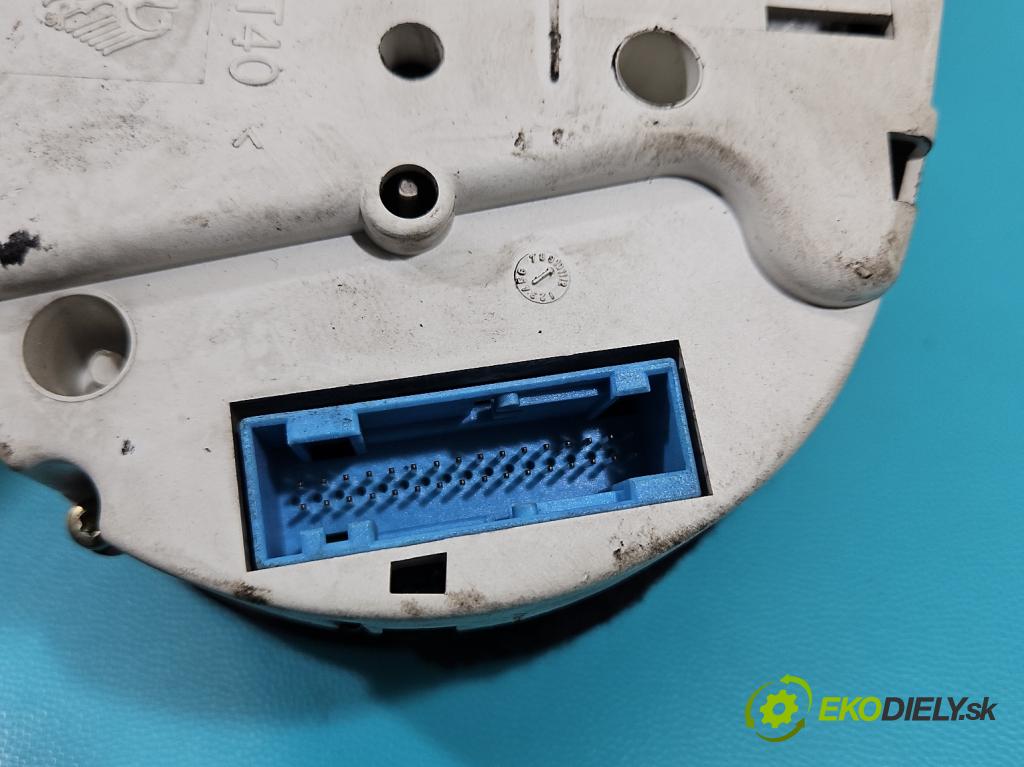 Audi A3 8L 1996-2003 1.6 SR 102 HP manual 75 kW 1595 cm3 3- prístrojovka/ budíky 8L0920900N (Prístrojová doska)