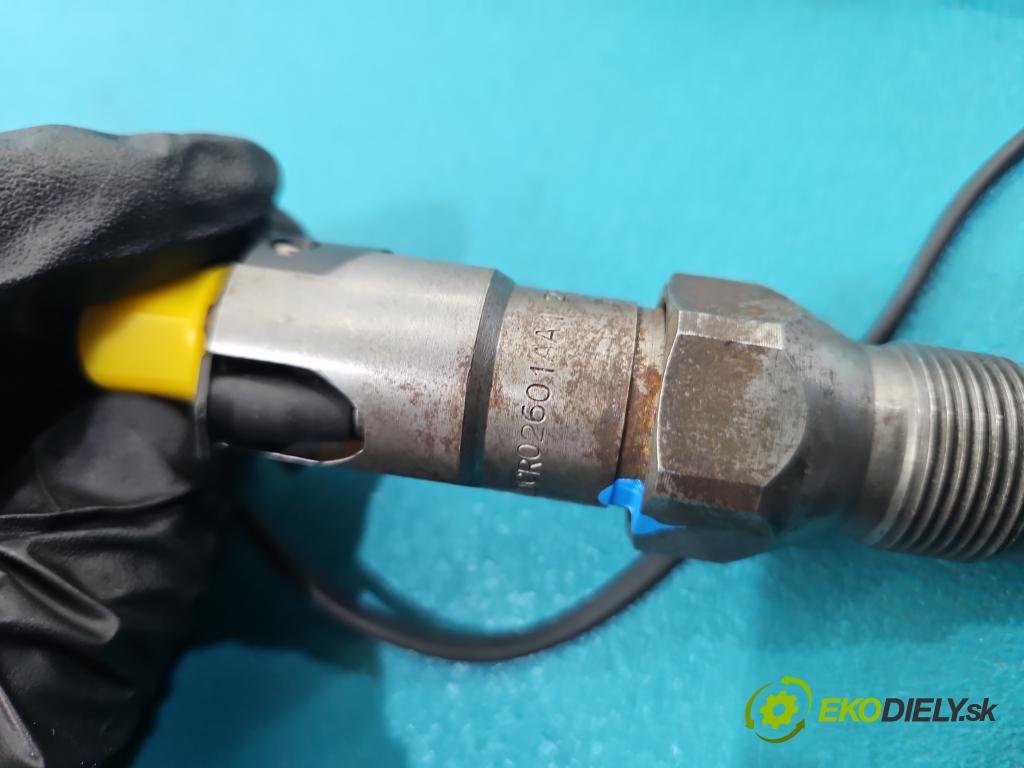 Peugeot 206 1.9d 69KM manual 51 kW 1868 cm3 5- vstrek LDCR02601AA1 (Vstrekovač paliva)