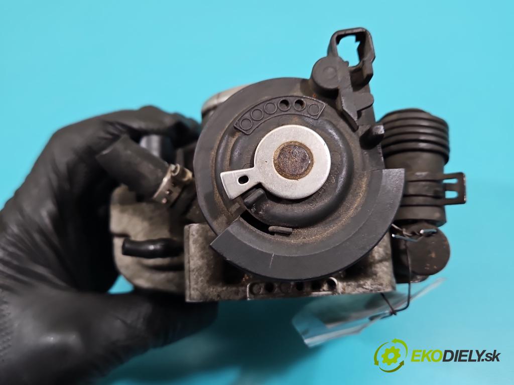 Vw Passat B5 1995-2005 1.8 20V 125 HP manual 92 kW 1781 cm3 4- klapka 058133063H (Škrtiaca klapka)
