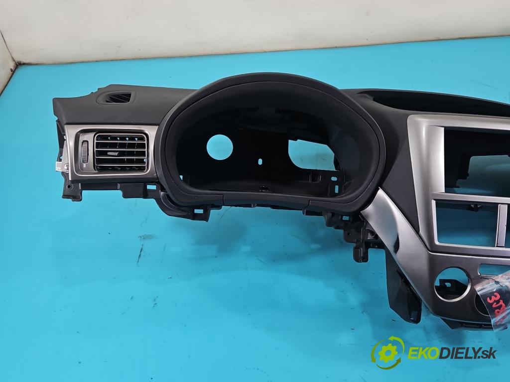 Subaru Forester III SH 2008-2013 2.0 boxer 147 hp manual 108 kW 1998 cm3 5- kokpit,přistrojova deska
