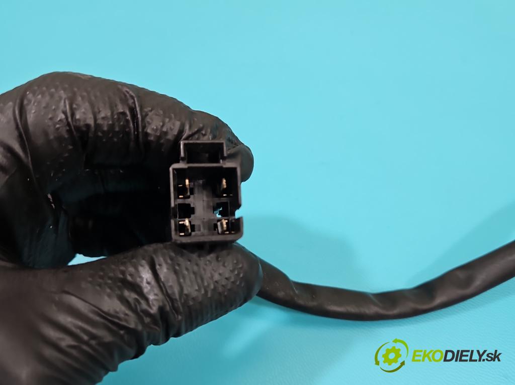 Polonez Caro / Atu 1.6 77 HP manual 57 kW 1598 cm3 4- Spínačka (Spínacia skrinka)