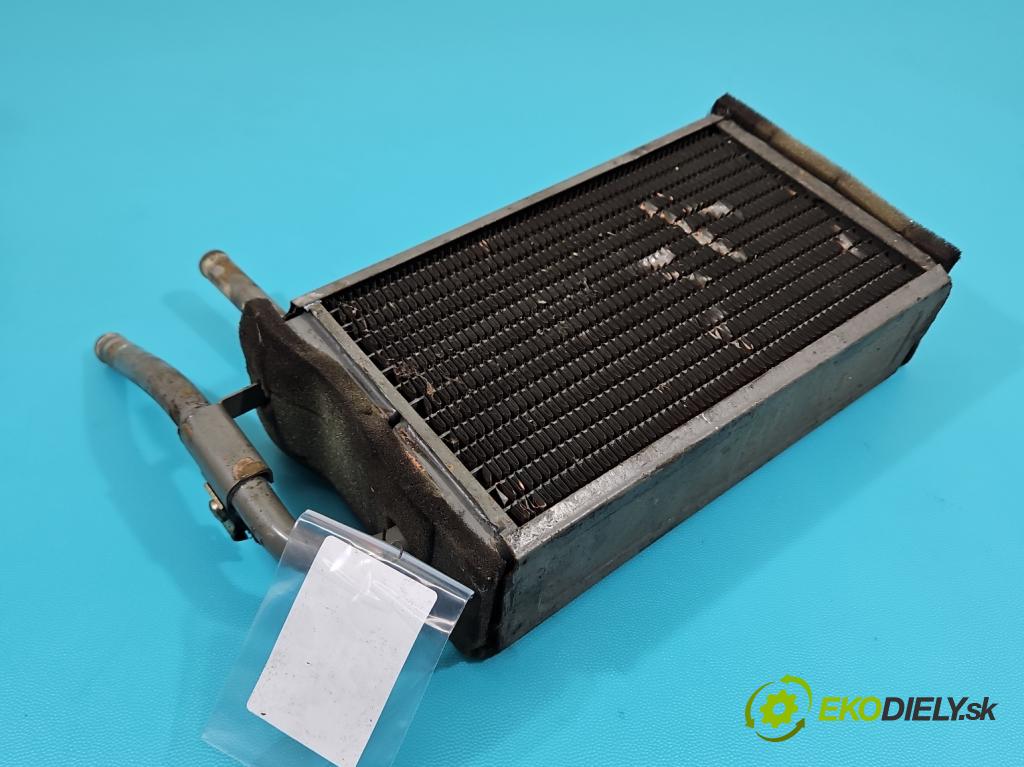 Polonez Caro / Atu 1.6 77 hp manual 57 kW 1598 cm3 4- radiátor  (Radiátory topení)