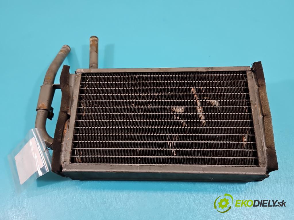 Polonez Caro / Atu 1.6 77 hp manual 57 kW 1598 cm3 4- radiátor  (Radiátory topení)