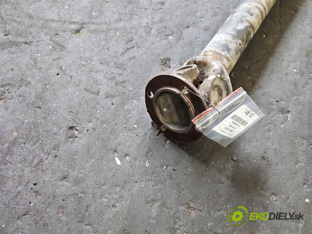 Polonez Caro / Atu 1.6 77 HP manual 57 kW 1598 cm3 4- Hřídel: zadné  (Kardaňový hriadeľ)