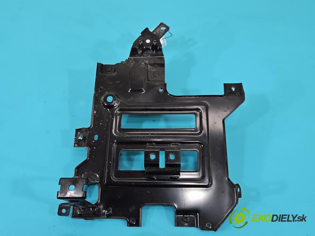 Kia Niro I 2016-2022 1.6 GDI 105 HP automatic 77.2 kW 1580 cm3 5- Základ: ďalšie: A2C10635800