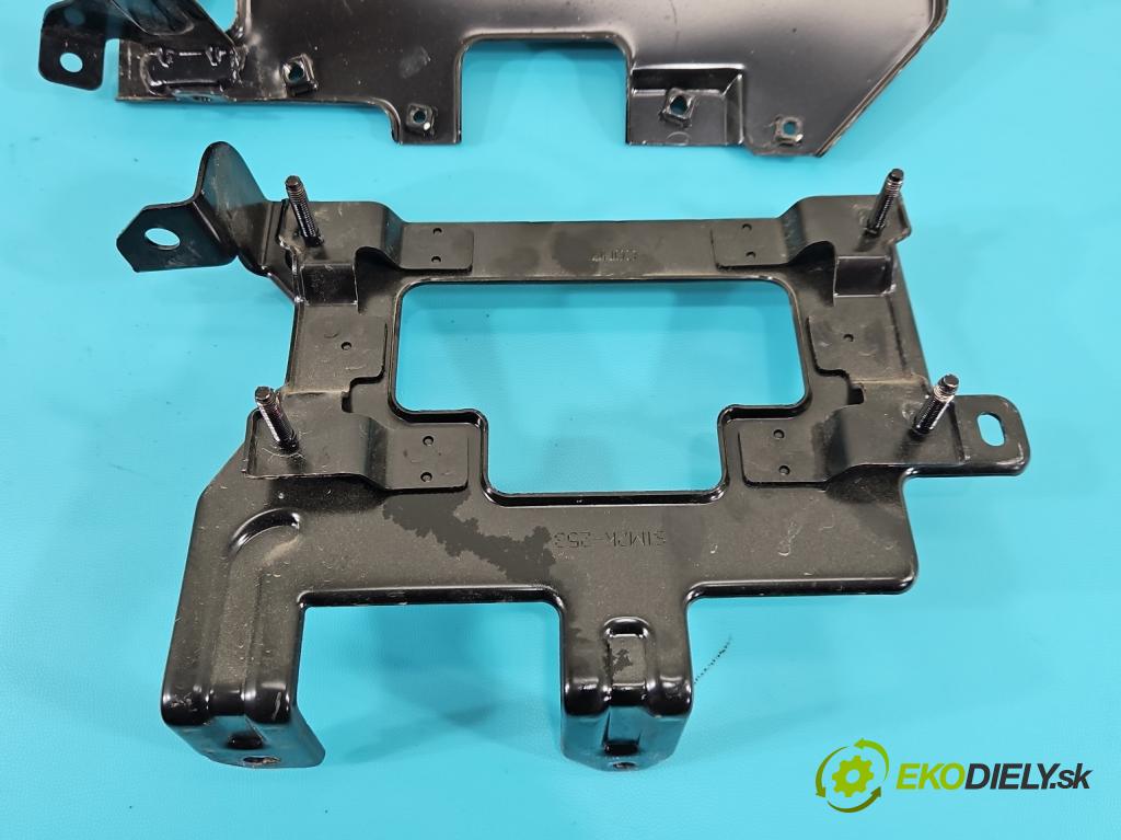 Kia Niro I 2016-2022 1.6 GDI 105 HP automatic 77.2 kW 1580 cm3 5- Základ: ďalšie: A2C10635800