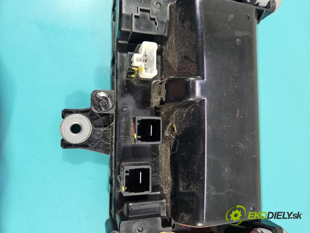 Kia Niro I 2016-2022 1.6 GDI 105 HP automatic 77.2 kW 1580 cm3 5- riadiaca jednotka ostatné 37514-G2110