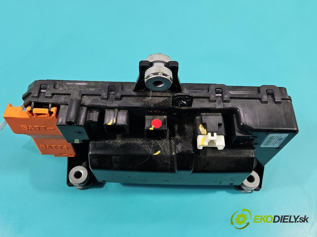 Kia Niro I 2016-2022 1.6 GDI 105 HP automatic 77.2 kW 1580 cm3 5- riadiaca jednotka ostatné 37514-G2110