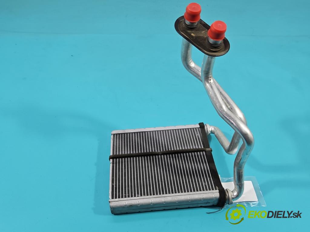 Honda HR-V II 2013-2021 1.5 16V 131 hp manual 96 kW 1498 cm3 5- radiátor  (Radiátory topení)