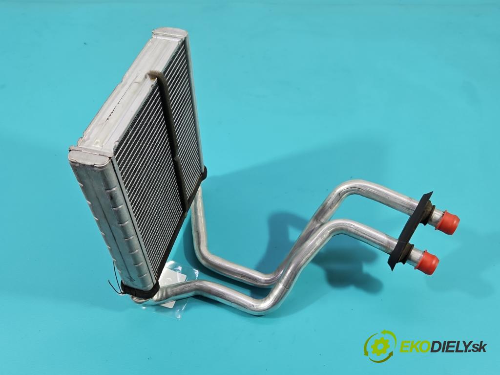 Honda HR-V II 2013-2021 1.5 16V 131 hp manual 96 kW 1498 cm3 5- radiátor  (Radiátory topení)