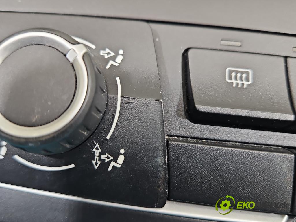 Bmw 1 F20 2011-2019 1.6 T 136 HP manual 100 kW 1598 cm3 5- panel kúrenia 9207197