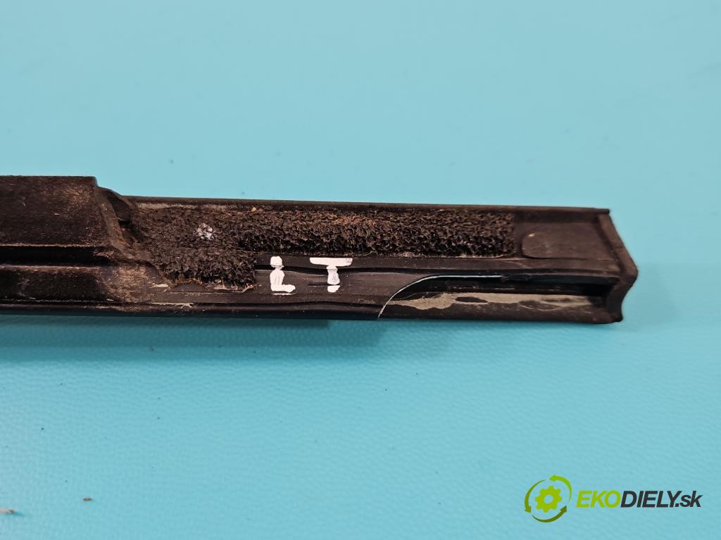 Opel Insignia B 2017-2022 2.0 cdti 174 hp automatic 128 kW 1995 cm3 5- Těsnění: dveře zadní levé  (Ostatní)