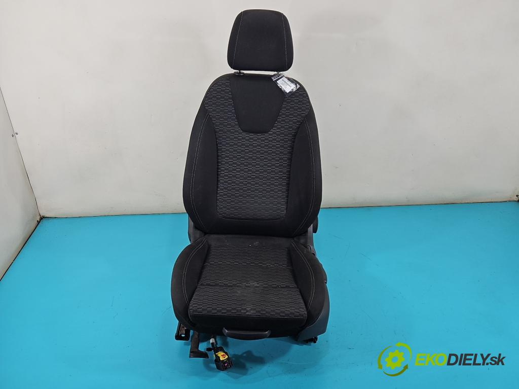 Opel Astra V  2015- 1.6 cdti 110 hp manual 81 kW 1598 cm3 5- Sedadlo levý  (Sedačky, sedadla)