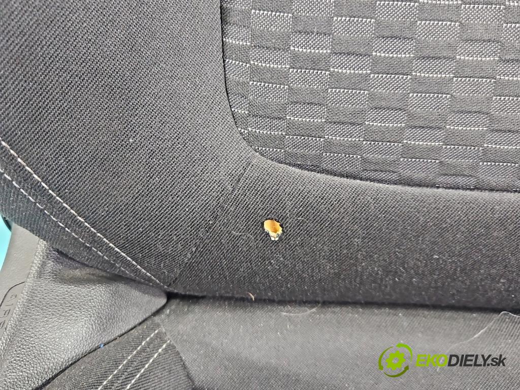 Opel Astra V  2015- 1.6 cdti 110 HP manual 81 kW 1598 cm3 5- Sedačka pravý  (Sedadlo)