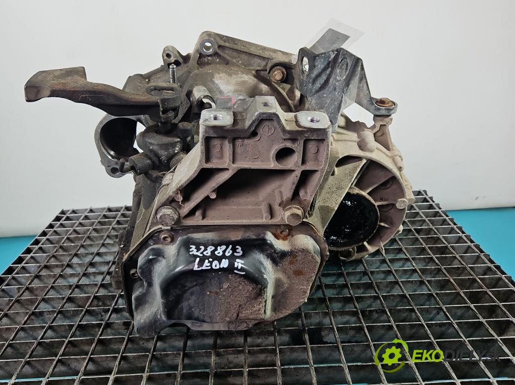 Seat Leon II 2005-2012 1.6 SR 102 HP manual 75 kW 1595 cm3 5- prevodovka stupeň,rýchlosť manual JHV