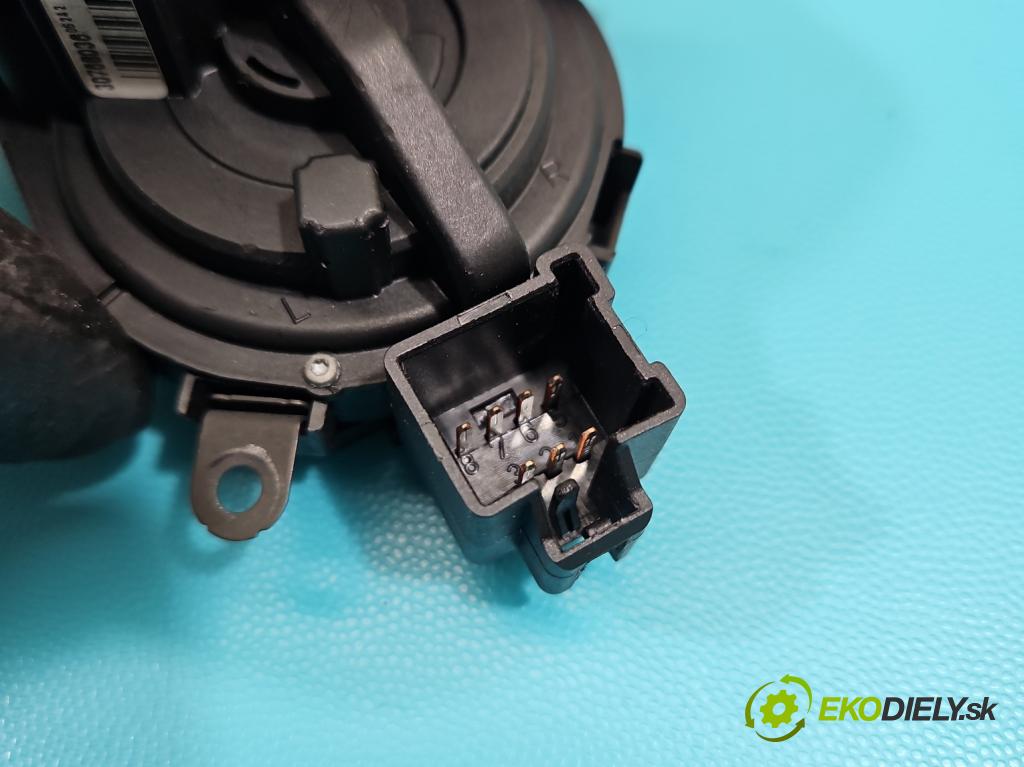 Volvo V50 2.0 hdi 136 HP manual 100 kW 1997 cm3 5- Spínačka 30768036 (Spínacia skrinka)